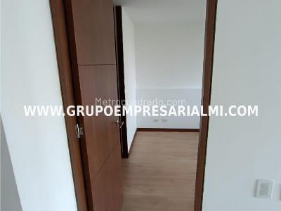 Apartaestudio en arriendo en El Poblado, Medellín, 62 m² · foto 14 de 20