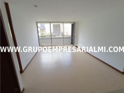 Apartaestudio en arriendo en El Poblado, Medellín, 62 m² · foto 4 de 20