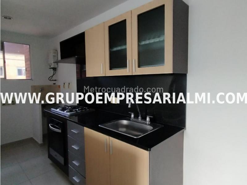 3BR Apartment for Rent in El Poblado, High Floor Views - 2