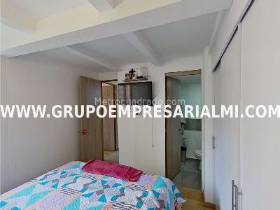 Apartamento de 2 alcobas en venta en Las Lomitas, Sabaneta, 60 m² · foto 14 de 19