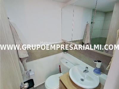 Apartamento de 2 alcobas en venta en Las Lomitas, Sabaneta, 60 m² · foto 17 de 19