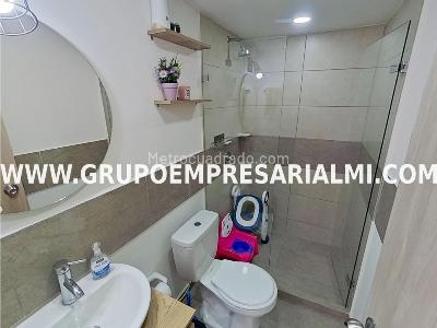 Apartamento de 2 alcobas en venta en Las Lomitas, Sabaneta, 60 m² · foto 18 de 19