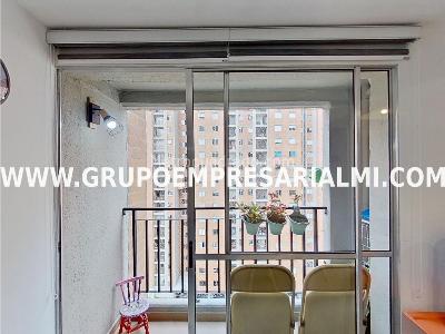 Apartamento de 2 alcobas en venta en Las Lomitas, Sabaneta, 60 m² · foto 4 de 19