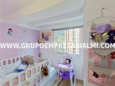 Apartamento de 2 alcobas en venta en Las Lomitas, Sabaneta, 60 m² · foto 8 de 19