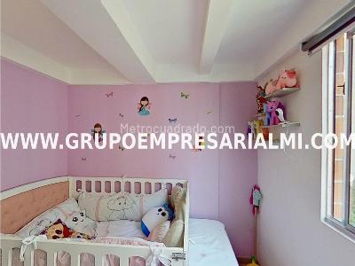 Apartamento de 2 alcobas en venta en Las Lomitas, Sabaneta, 60 m² · foto 9 de 19