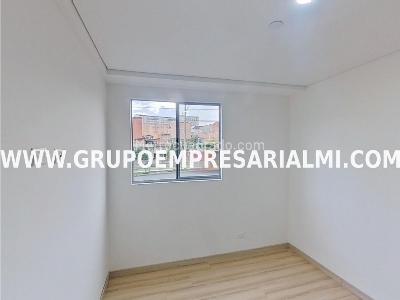 Apartamento en venta en Fatima, Itagüí · foto 8 de 18