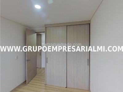 Apartamento en venta en Fatima, Itagüí · foto 9 de 18