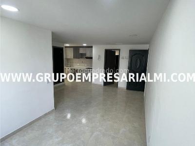 Apartamento en venta en Jardines, Envigado · foto 2 de 9