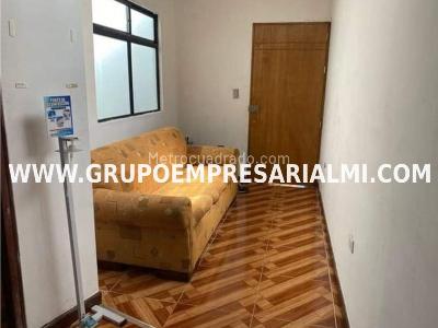 Apartaestudio en arriendo en Laureles, Medellín, 30 m² · foto 4 de 9