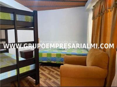 Apartaestudio en arriendo en Laureles, Medellín, 30 m² · foto 7 de 9