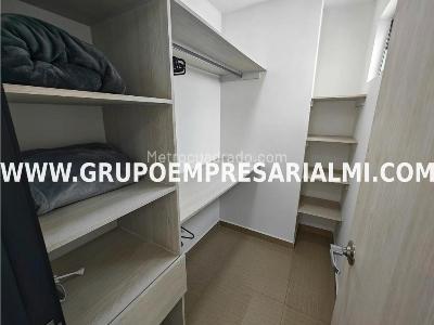 Apartamento de 3 alcobas en venta en Villa Paula, Itagüí, 80 m² · foto 14 de 19