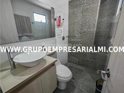 Apartamento de 3 alcobas en venta en Villa Paula, Itagüí, 80 m² · foto 18 de 19