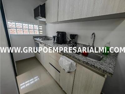 Apartamento de 3 alcobas en venta en Villa Paula, Itagüí, 80 m² · foto 2 de 19