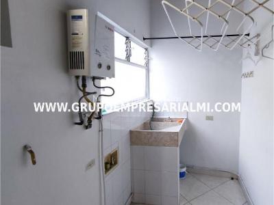 Apartamento en venta en Loma De Las Brujas, Envigado · foto 10 de 14