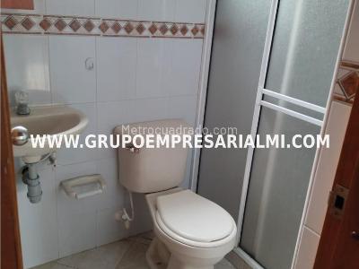 Apartamento en venta en Loma De Las Brujas, Envigado · foto 13 de 14