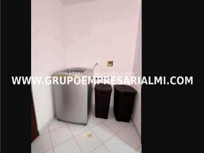 Apartamento de 3 alcobas en venta en El Poblado, Medellín, 300 m² · foto 11 de 13