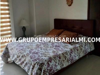 Apartamento en arriendo en Los Colores, Medellín · foto 8 de 15