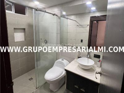Apartamento de 3 alcobas en arriendo en Calasanz, Medellín, 130 m² · foto 11 de 12