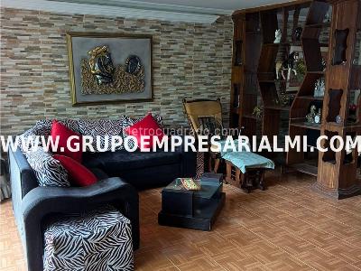 Apartamento de 3 alcobas en arriendo en Calasanz, Medellín, 130 m² · foto 6 de 12