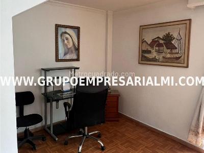 Apartamento de 3 alcobas en arriendo en Calasanz, Medellín, 130 m² · foto 9 de 12
