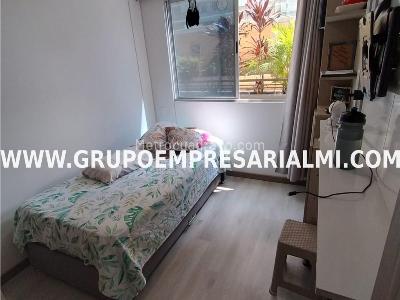 Apartamento en venta en Calasanz, Medellín · foto 5 de 12