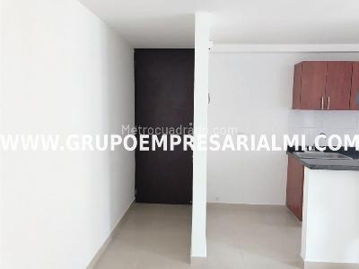 Apartamento en venta en El Poblado, Medellín · foto 2 de 10