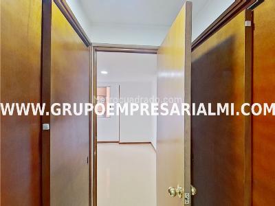 Apartamento en venta en Belen, Medellín · foto 2 de 18