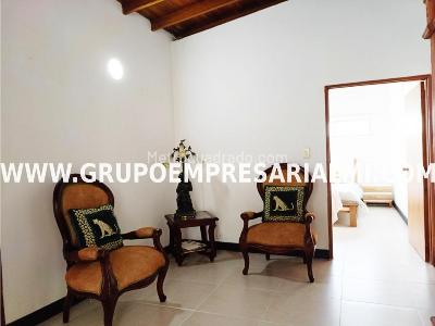 Apartamento de 4 alcobas en arriendo en Belen, Medellín, 164 m² · foto 7 de 16