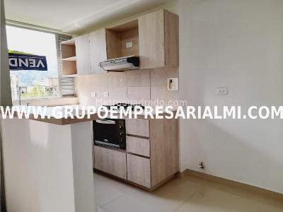 Apartamento de 3 alcobas en venta en Santa Catalina, Itagüí, 83 m² · foto 7 de 20