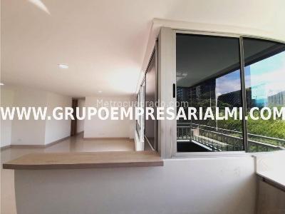 Apartamento de 3 alcobas en venta en Santa Catalina, Itagüí, 83 m² · foto 8 de 20