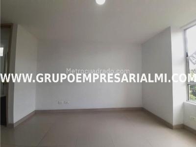 Apartamento de 3 alcobas en venta en Santa Catalina, Itagüí, 83 m² · foto 12 de 20