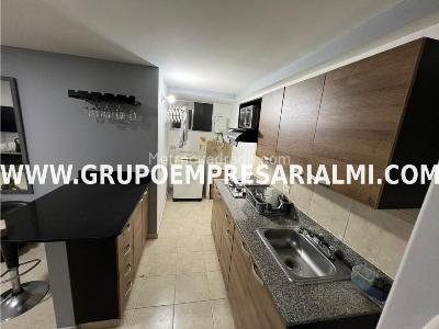 Apartamento de 3 alcobas en arriendo en El Poblado, Medellín, 68 m² · foto 3 de 10