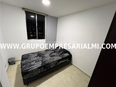 Apartamento de 3 alcobas en arriendo en El Poblado, Medellín, 68 m² · foto 6 de 10