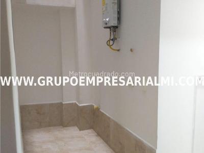 Apartamento de 3 alcobas en arriendo en La America, Medellín, 90 m² · foto 19 de 20