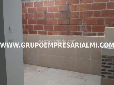 Apartamento de 3 alcobas en arriendo en La America, Medellín, 90 m² · foto 20 de 20