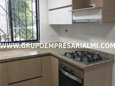 Apartamento de 3 alcobas en arriendo en La America, Medellín, 90 m² · foto 3 de 20