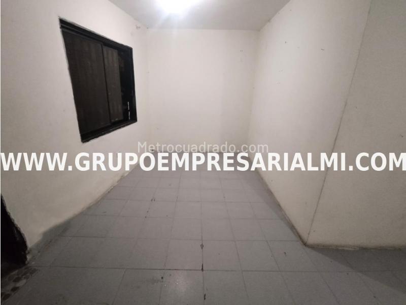 Casa de 3 Alcobas con Red de Gas en Robledo (Piso 1) - 3