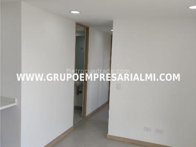 Apartamento de 3 alcobas en venta en La Macarena, Rionegro, 55 m² · foto 3 de 15