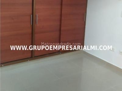 Apartamento en venta en Simon Bolivar, Itagüí · foto 4 de 10