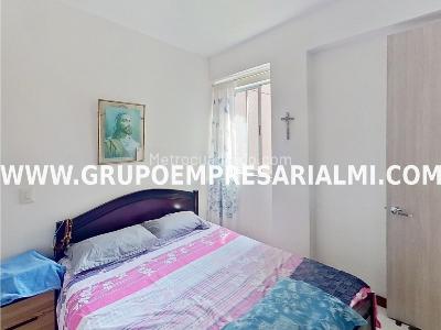 Apartamento de 3 alcobas en venta en Niquia, Bello, 64 m² · foto 7 de 20