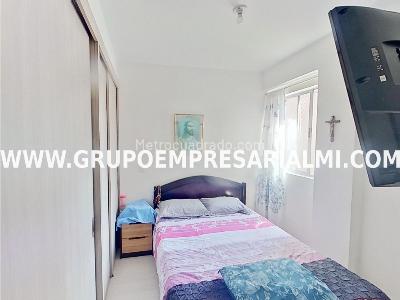 Apartamento de 3 alcobas en venta en Niquia, Bello, 64 m² · foto 9 de 20