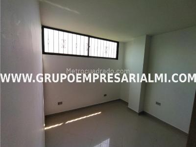 Casa de 3 alcobas en venta en San Antonio, Medellín, 224 m² · foto 5 de 19
