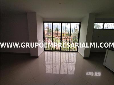 Casa de 3 alcobas en venta en San Antonio, Medellín, 224 m² · foto 11 de 19