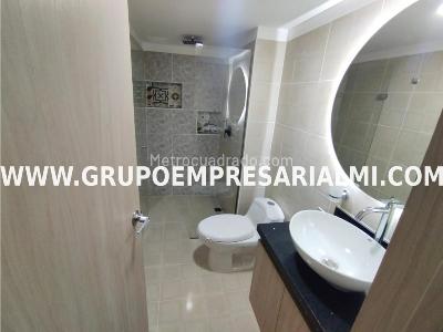 Apartamento de 2 alcobas en arriendo en El Poblado, Medellín, 90 m² · foto 11 de 14