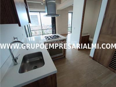 Apartaestudio en arriendo en El Poblado, Medellín, 49 m² · foto 3 de 20