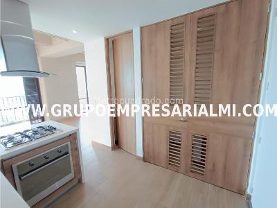 Apartaestudio en arriendo en El Poblado, Medellín, 49 m² · foto 5 de 20