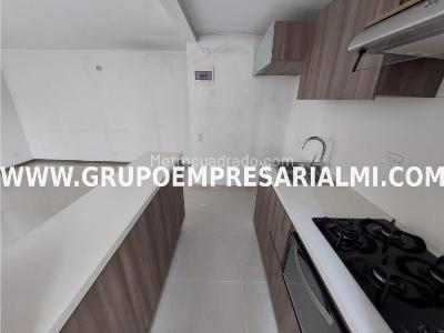 Apartamento en venta en Robledo, Medellín · foto 3 de 15