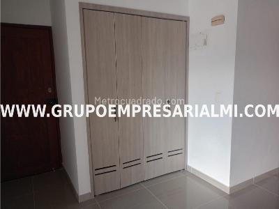 Apartamento de 2 alcobas en venta en Los Colores, Medellín, 57 m² · foto 6 de 13