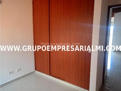 Apartamento de 2 alcobas en venta en Los Colores, Medellín, 57 m² · foto 7 de 13
