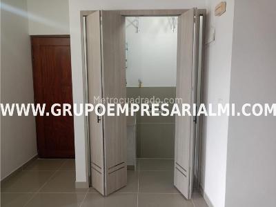 Apartamento de 2 alcobas en venta en Los Colores, Medellín, 57 m² · foto 12 de 13